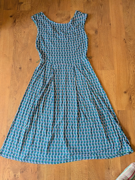 Boden Dresses & Skirts - Boden Teal and Navy Geometric Midi Dress